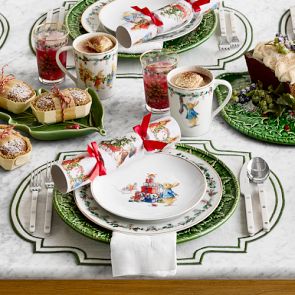 Peter Rabbit™ Christmas Dinnerware Collection | Williams Sonoma