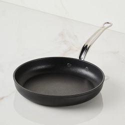 Hestan TITUM® Fusion Nonstick 2-Piece Skillet Set