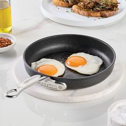 Hestan Titum Fusion Nonstick 3-Piece Skillet Set