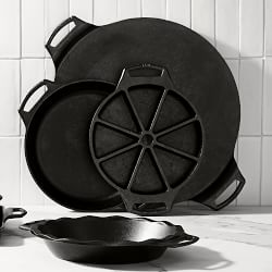 Lodge Bakeware Seasoned Cast Iron Pizza Pan