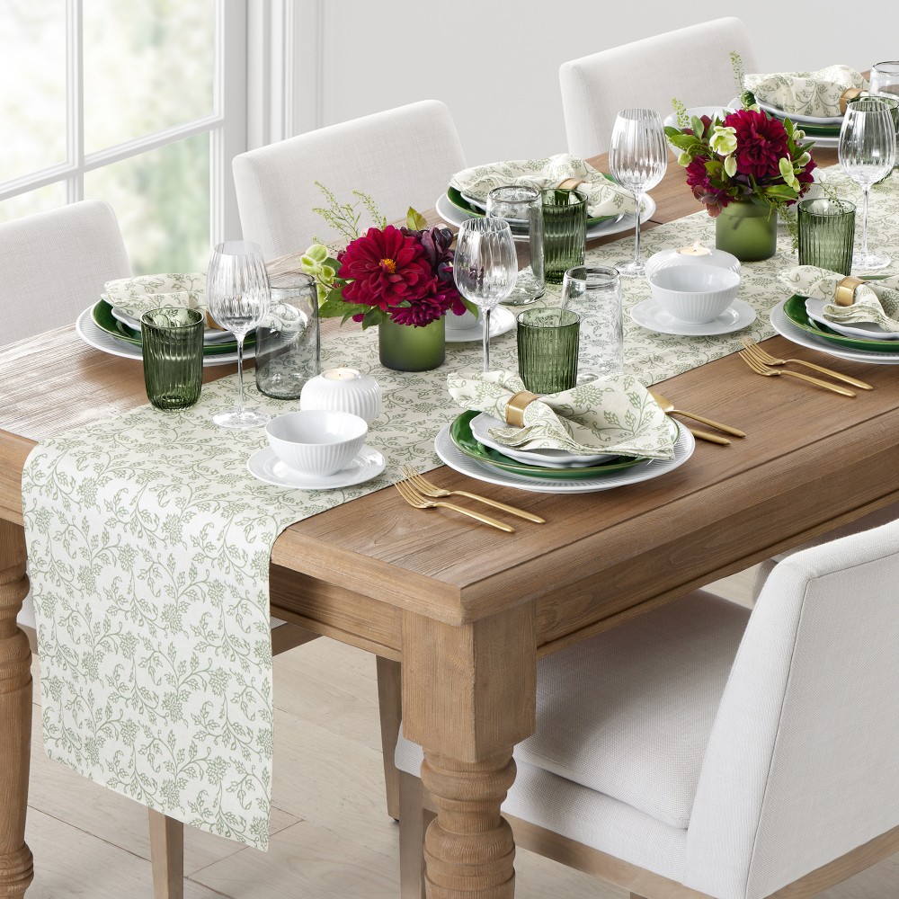 Dahlia Table Runners