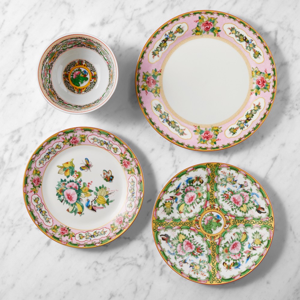 Famille Rose 12-Piece Dinnerware Set
