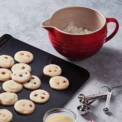 Le Creuset 2-Qt. Batter Bowl