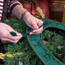 Wreath Door Protector Deluxe