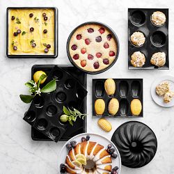 Flexipan® Nonstick Silicone Round Cake Mold, 9"