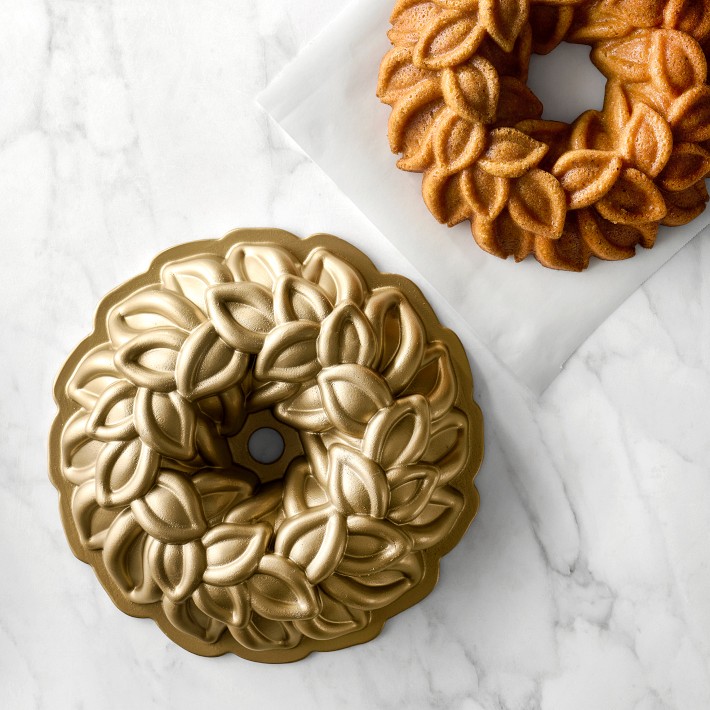 Nordic Ware Laurel Wreath Bundt® Pan | Williams Sonoma