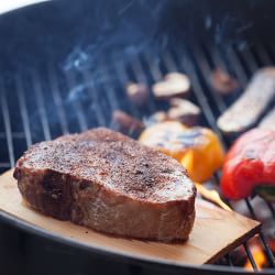 Williams Sonoma Cedar Plank, Set of 4 with Carrier