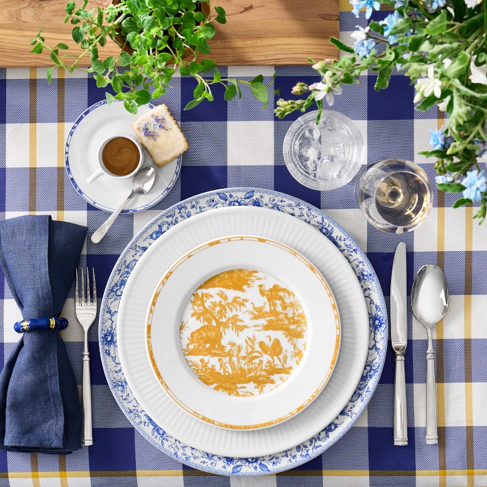 gingham-floral-tablecloth-1-o.jpg