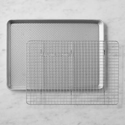 Williams Sonoma Traditionaltouch™ Half Sheet Pan with Rack