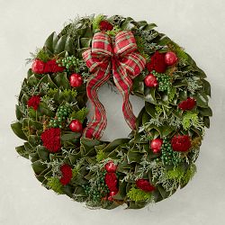 English Holiday Estate Wreath, 24"