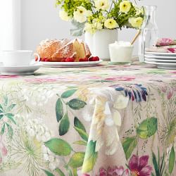 La Vie en Rose Tablecloth
