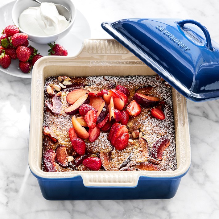Le Creuset Heritage Stoneware Shallow Square Covered Baking Pan