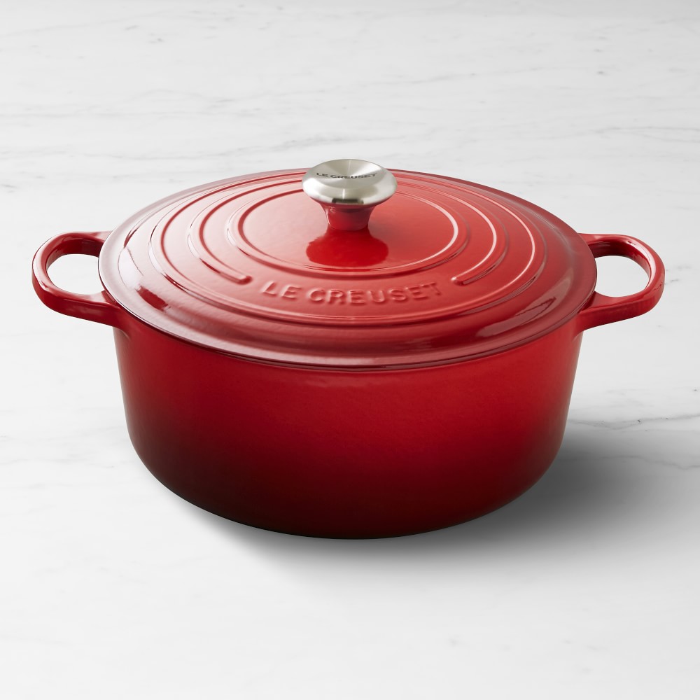 Le Creuset Signature Enameled Cast Iron Round Dutch Oven - 9-Qt., Red