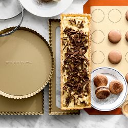 Williams Sonoma Goldtouch® Pro Rectangular Tart Pan