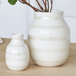 Omaggio Porcelain Vase