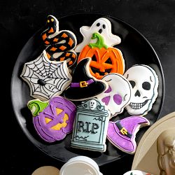 Williams Sonoma Halloween Impression Cookie Cutters, Set of 22