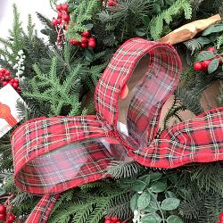 OPEN BOX: Tartan Wreath