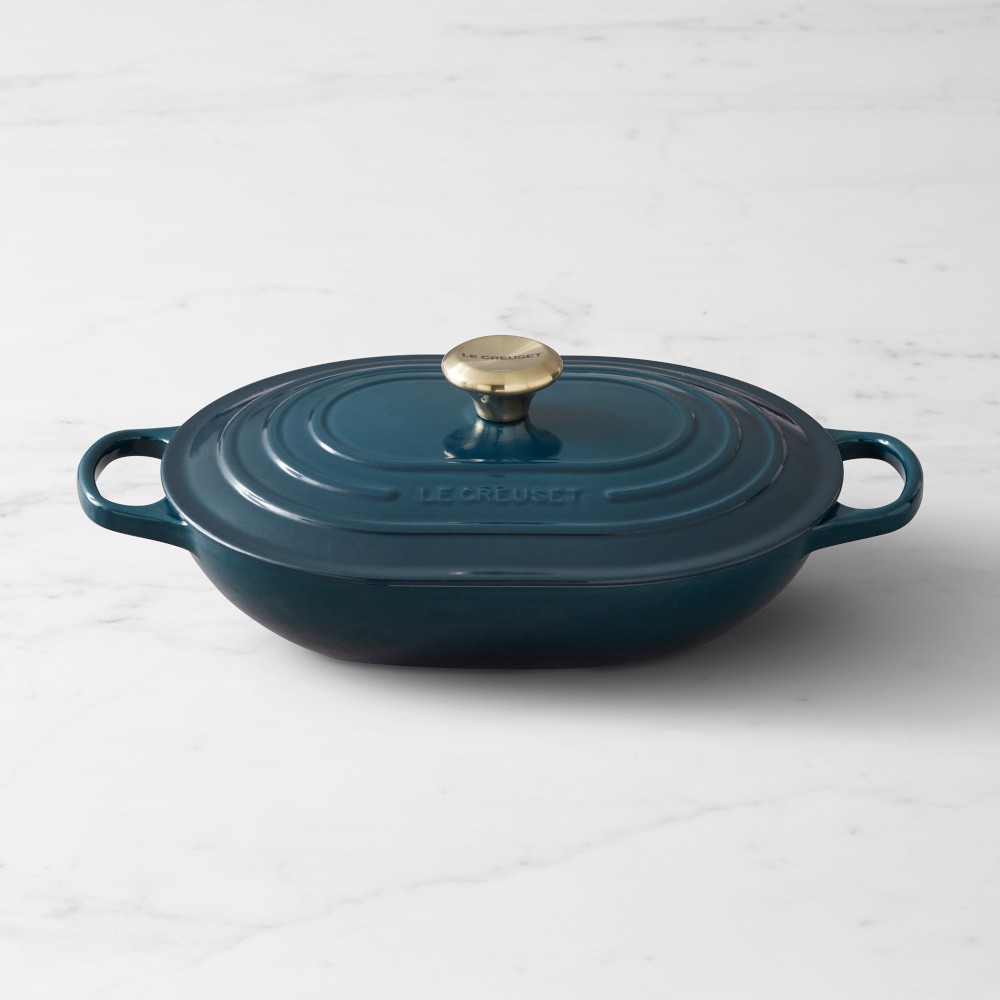 Le Creuset Signature Enameled Cast Iron Covered Oval Casserole, 3.75-Qt. - Agave