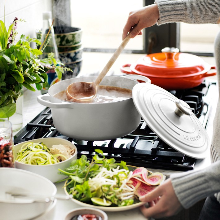 Le Creuset Signature Dutch Oven | Williams Sonoma