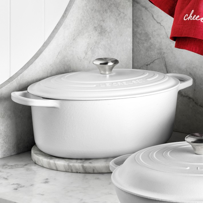 Le Creuset Signature Oval Dutch Oven | Williams Sonoma