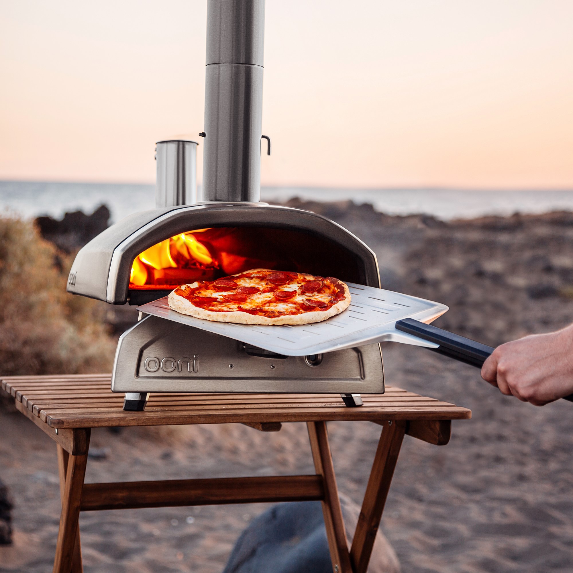 Ooni Karu 12 Multi-Fuel Pizza Oven Bundle Sansujyuku sansujyuku.com