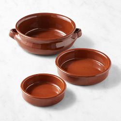 Williams Sonoma Clay Round Cazuela