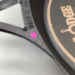 OPEN BOX: Lodge Blacklock Triple Seasoned Cast Iron Skillet, 10 1/4"