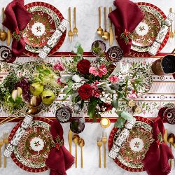 Woodland Berry Crackers, Set of 12