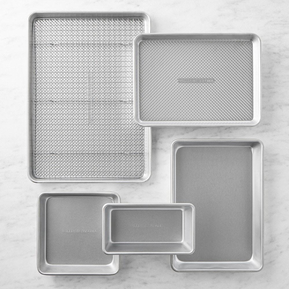 Williams Sonoma Traditionaltouch Bakeware Set