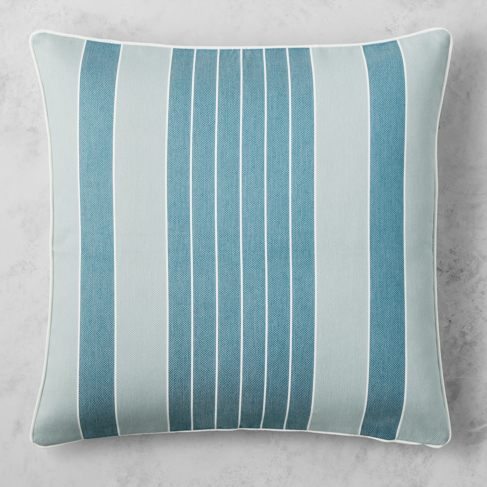 AERIN x Williams Sonoma Home Gatlin Stripe Outdoor Pillow Cover Sansujyuku sansujyuku.com