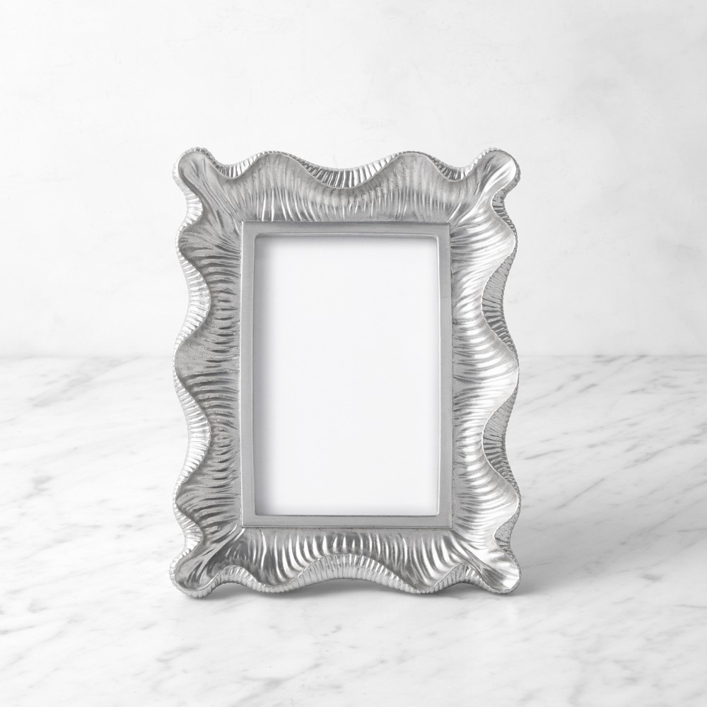 AERIN x Williams Sonoma Home Scalloped Gallery Picture Frames - 4" x 6", Silver Leaf