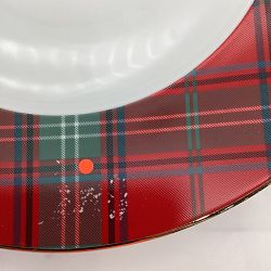 OPEN BOX: Red Tartan Charger