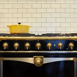 La Cornue CornuFé 90 Albertine Range &amp; Hood