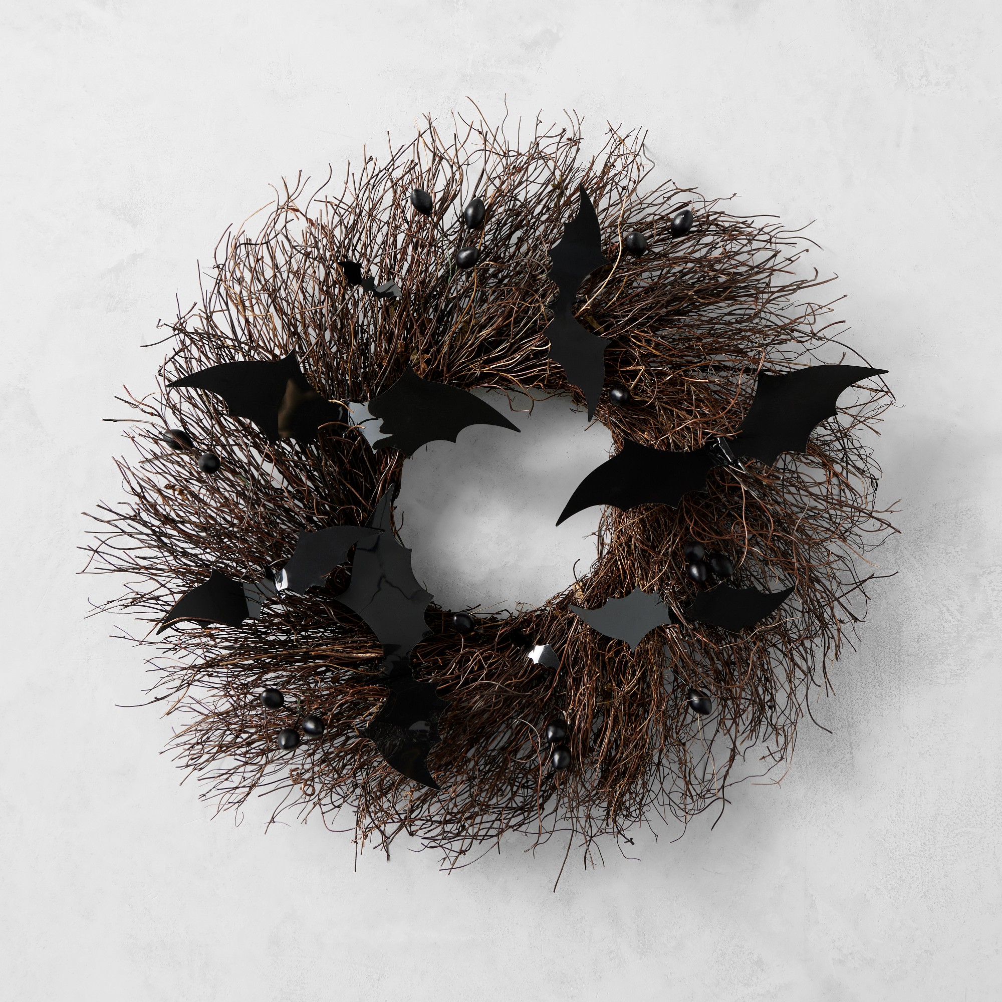 Spooky Halloween Bat Live Wreath, 22″ Simolary simolary.com 5