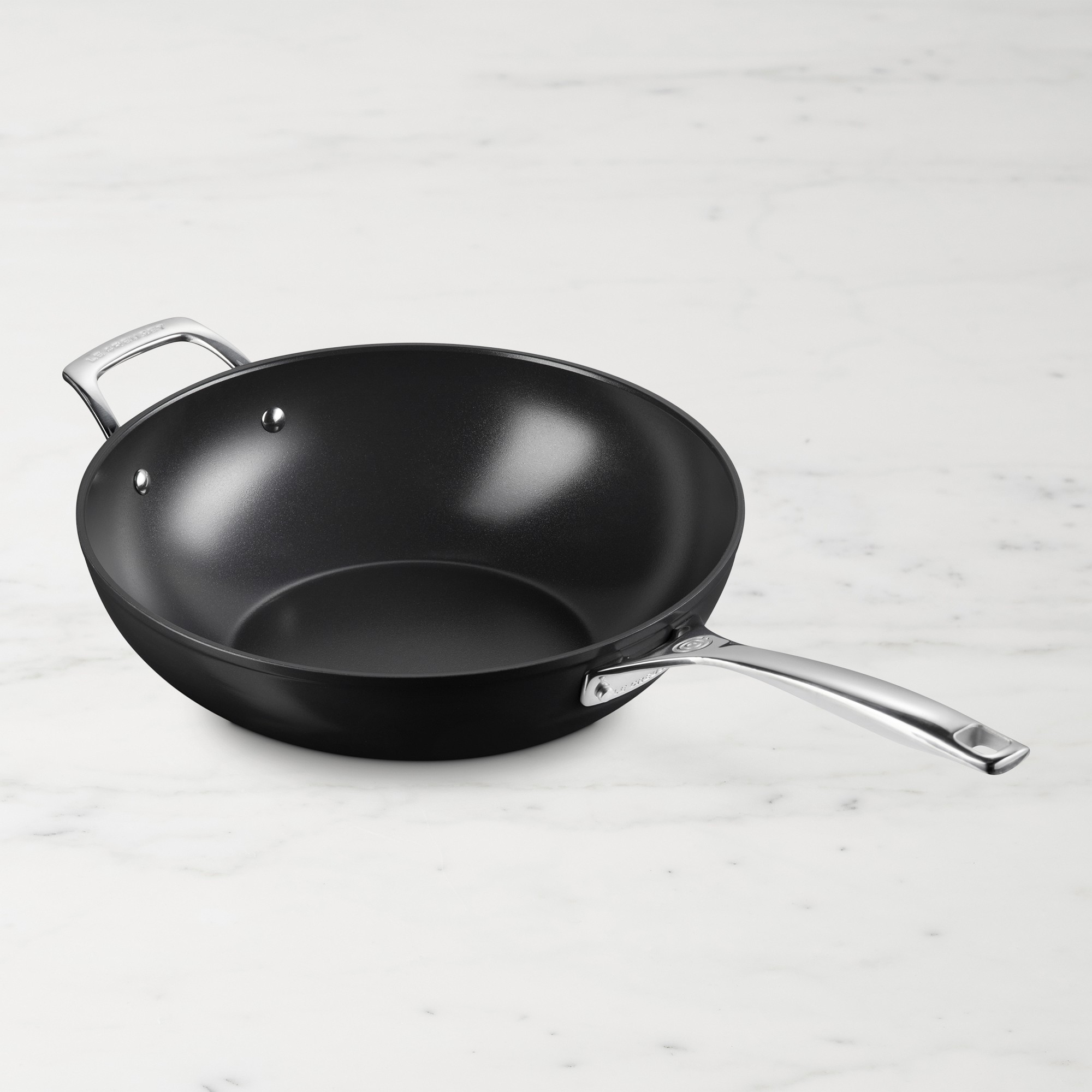 Le Creuset Essential Ceramic Nonstick Stir Fry Pan Wok, 12″ Simolary simolary.com