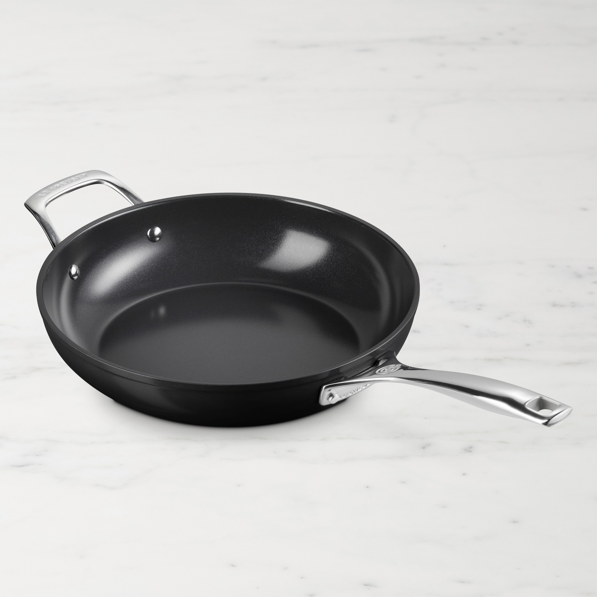 Le Creuset Essential Ceramic Nonstick Deep Fry Pan Sansujyuku sansujyuku.com