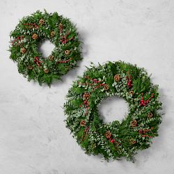 Fragrant Berry Live Wreath &amp; Garland