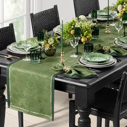 Filomena Jacquard Table Runner, 16"x108"