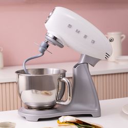 SMEG Classico Stand Mixer
