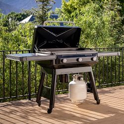 Traeger Flatrock® 3 Zone Gas Griddle