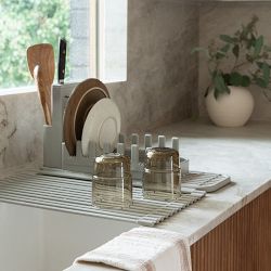 Dorai Over the Sink Dish Pad and Dish Pad Rack