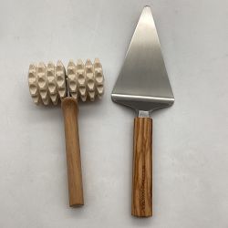 OPEN BOX: Williams Sonoma Olivewood Pizza Party Pack