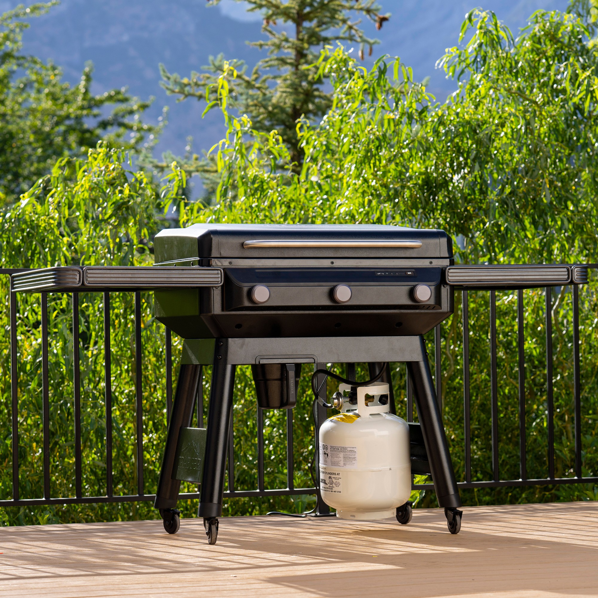 Traeger Flatrock 3 Zone Gas Griddle Simolary simolary.com