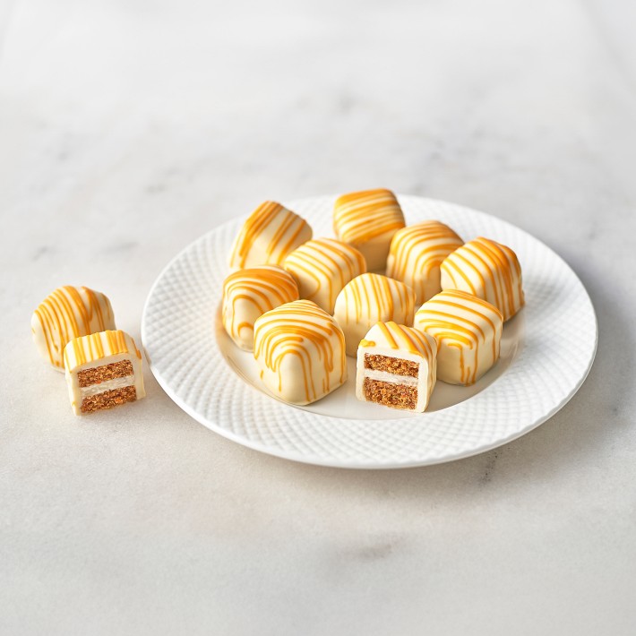 マドレーヌ ビスクドール ゴーチェ ホワイトドレス 麦わら帽子 カメオ Bissinger's Carrot Cake Petit Fours, 12 | Williams Sonoma