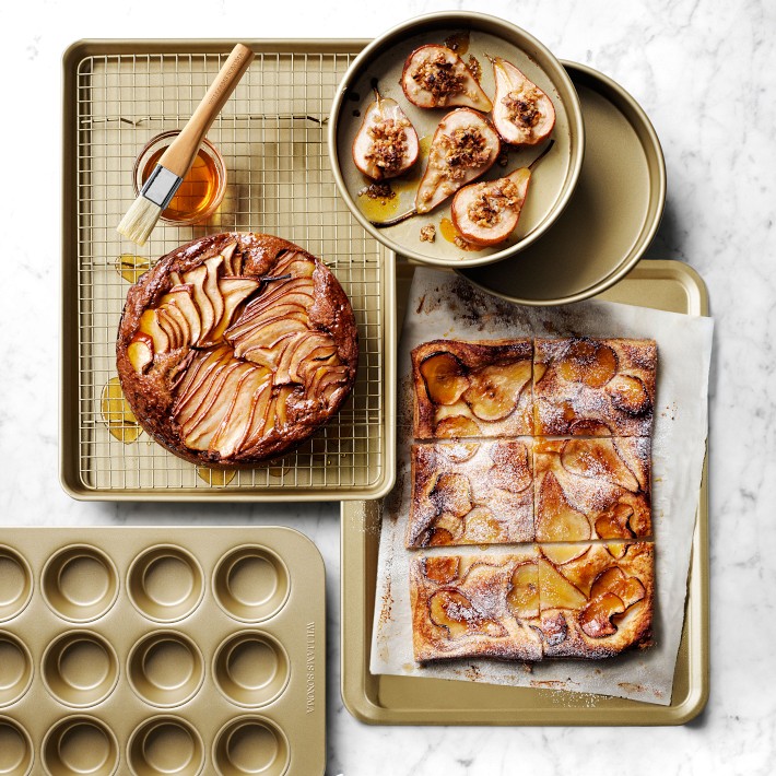 Goldtouch® Pro Nonstick Bakeware Set of 15 | Williams Sonoma