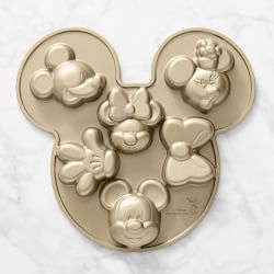 Williams Sonoma Mickey and Minnie Mouse Cast Aluminum Cakelet Pan, 11" x 10"