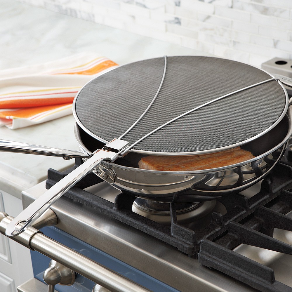 Williams Sonoma Stainless-Steel Odor Absorbing Splatter Screen with Folding Handle