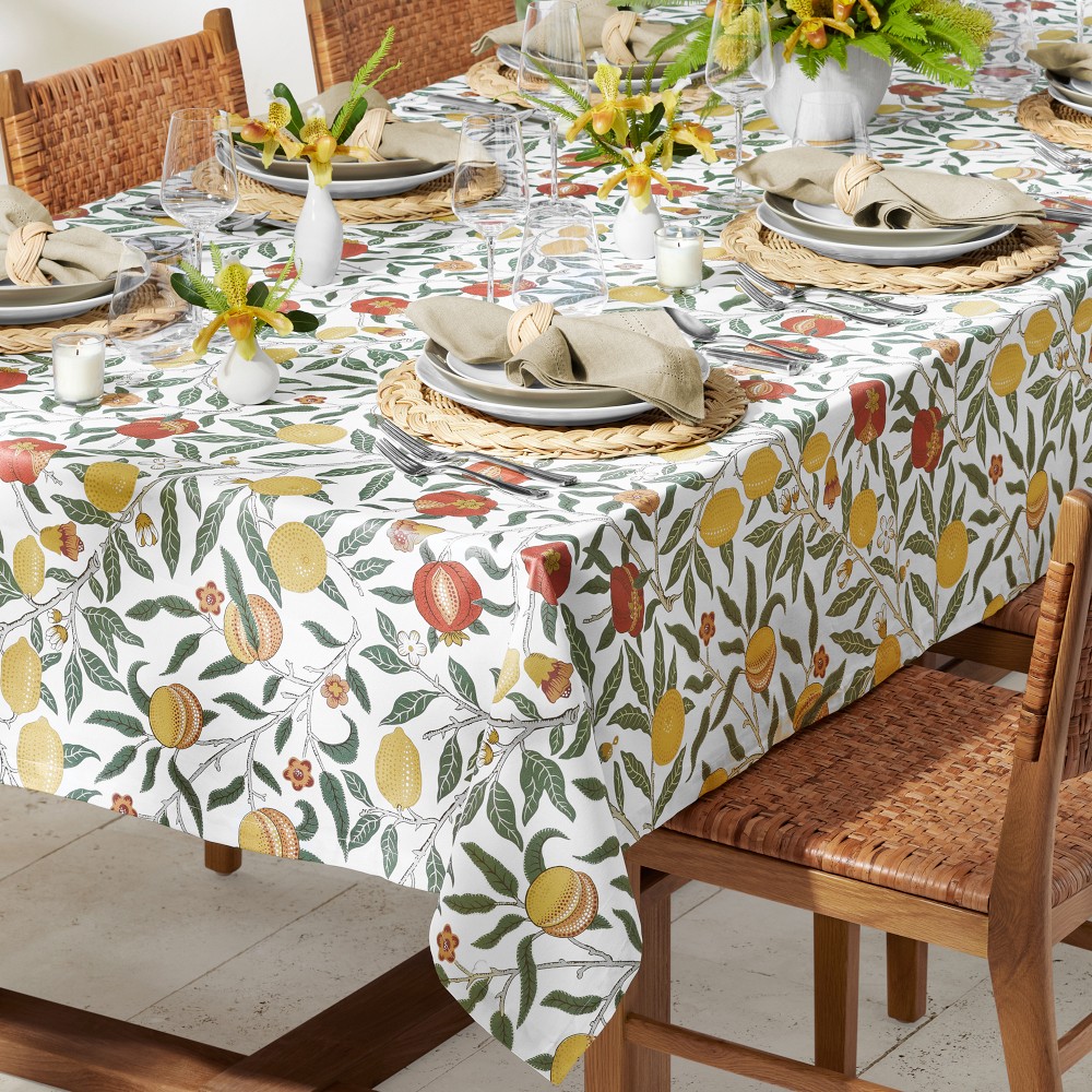 Williams sonoma テーブルクロス 178×229 パーティー Morris & Co. Outdoor Fruit Tablecloth | Williams Sonoma