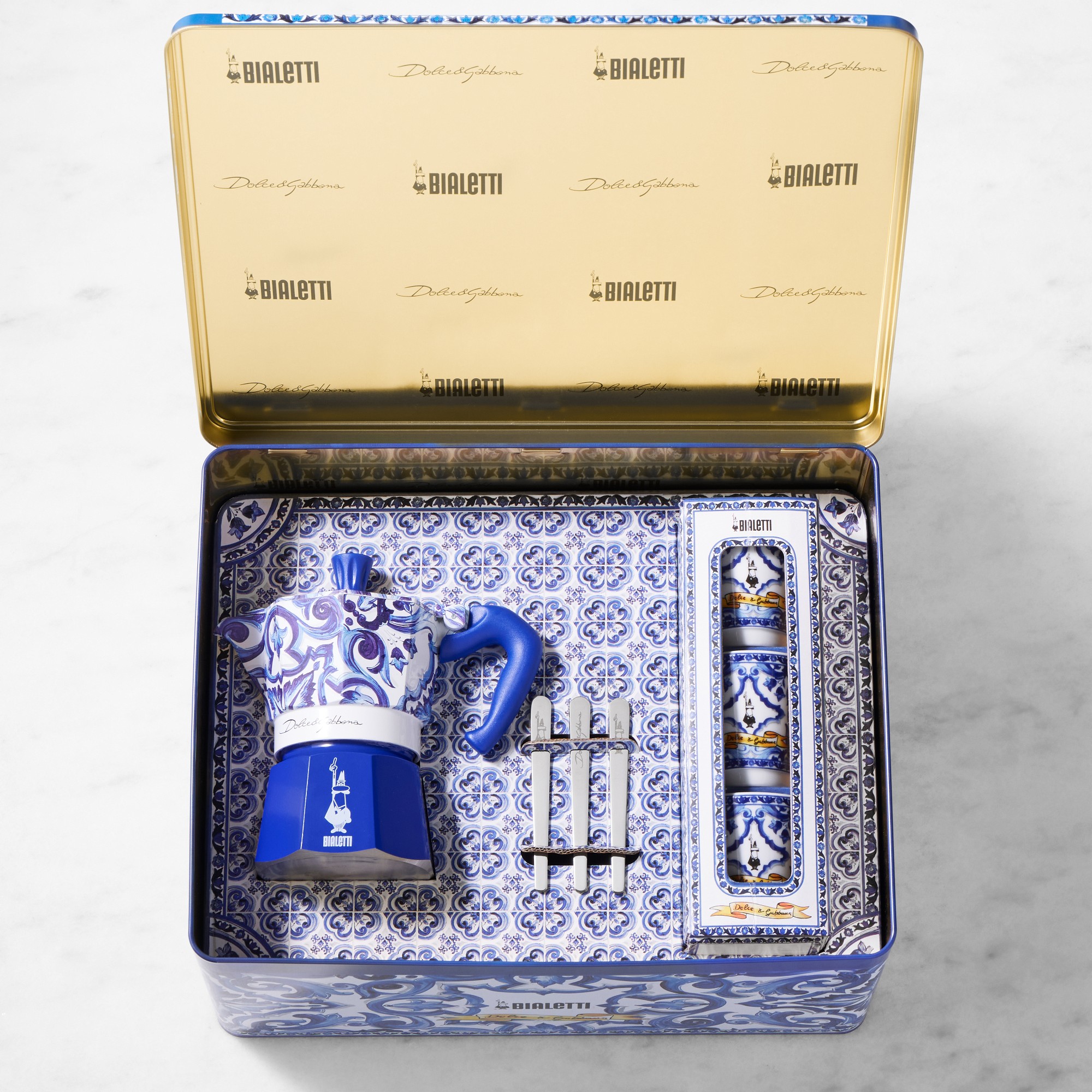 Bialetti Moka Dolce & Gabbana 3-Cup + 3 Espresso Cups & Stirrers Gift Set, Blu Mediterraneo Sansujyuku sansujyuku.com