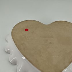 OPEN BOX:Emile Henry Ruffled Heart Pie Dish, White